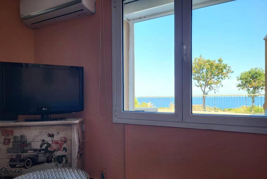 Afentis Apartment Agia Ermioni Exterior photo